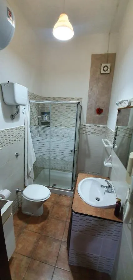 Casa Vacanze Fondaco Di Scillato Holiday home Scillato (Sicily)