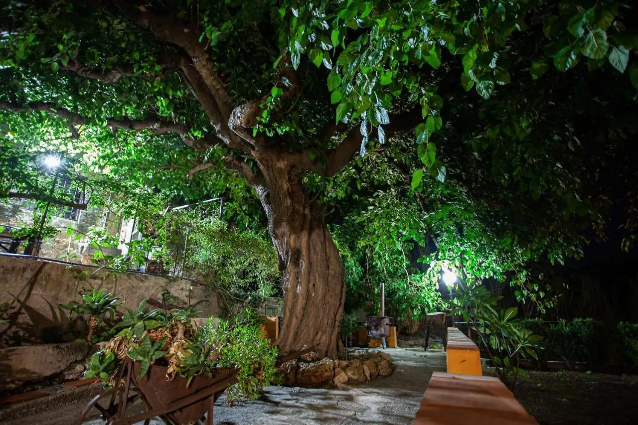 Casa Vacanze Fondaco Di Scillato 0*, Scillato (Sicily) Włochy