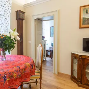 appartamento-vespucci.it-tuscanyhotel.com/